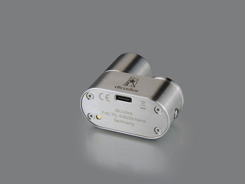 SBS18350USB-C-bottom-view